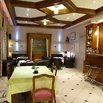 Logis Notre-dame - Restaurant Ouvert Midi Et Soir Sauf Dimanche Soir Hotel 3*