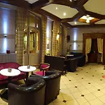 Logis Notre-dame - Restaurant Ouvert Midi Et Soir Sauf Dimanche Soir Hotel Danne-et-Quatre-Vents