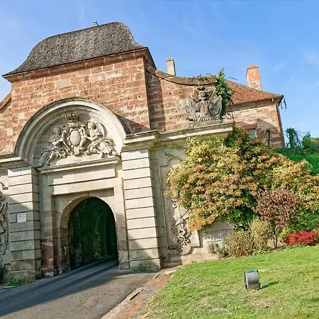 Logis Notre-dame - Restaurant Ouvert Midi Et Soir Sauf Dimanche Soir 3*