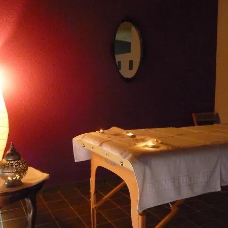 Logis Notre-dame - Restaurant Ouvert Midi Et Soir Sauf Dimanche Soir 3*