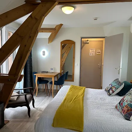 Logis Notre-dame - Restaurant Ouvert Midi Et Soir Sauf Dimanche Soir فندق