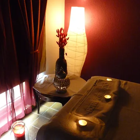 Logis Notre-dame - Restaurant Ouvert Midi Et Soir Sauf Dimanche Soir Hotel Danne-et-Quatre-Vents