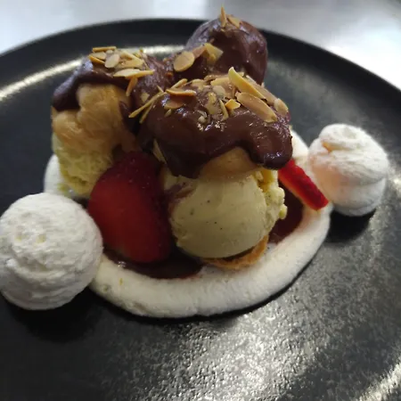 Logis Notre-dame - Restaurant Ouvert Midi Et Soir Sauf Dimanche Soir מלון 3*