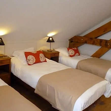 Logis Notre-dame - Restaurant Ouvert Midi Et Soir Sauf Dimanche Soir 3*