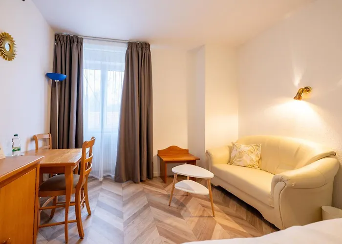 Logis Notre-dame - Restaurant Ouvert Midi Et Soir Sauf Dimanche Soir 3* 当和屈阿特雷-旺特