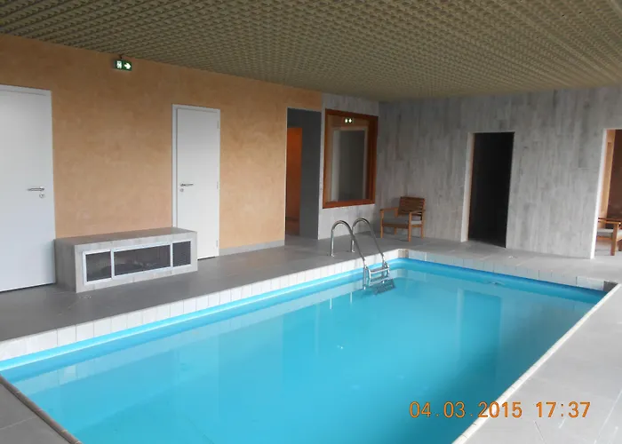 Logis Notre-dame - Restaurant Ouvert Midi Et Soir Sauf Dimanche Soir 酒店 3*