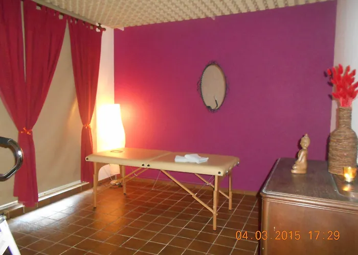 Hotel Logis Notre-dame - Restaurant Ouvert Midi Et Soir Sauf Dimanche Soir