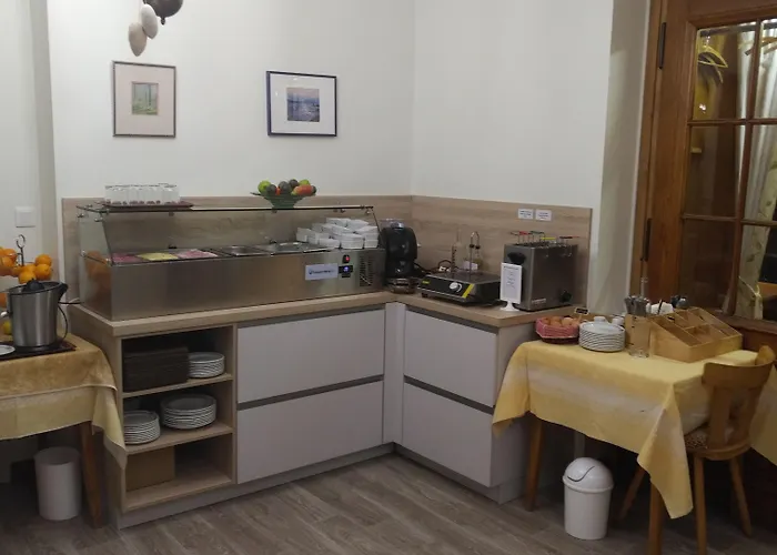 Logis Notre-dame - Restaurant Ouvert Midi Et Soir Sauf Dimanche Soir 3*