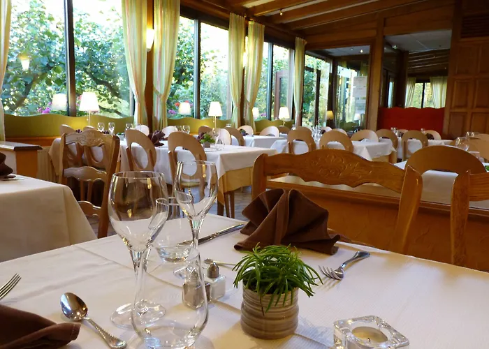 Logis Notre-dame - Restaurant Ouvert Midi Et Soir Sauf Dimanche Soir Hotel 3*