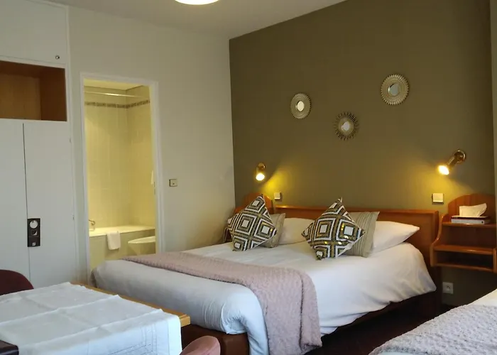 Logis Notre-dame - Restaurant Ouvert Midi Et Soir Sauf Dimanche Soir Danne-et-Quatre-Vents